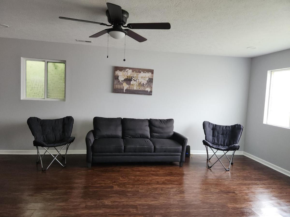 5 Min From Downtown Indy Apartment Indianapolis Bagian luar foto